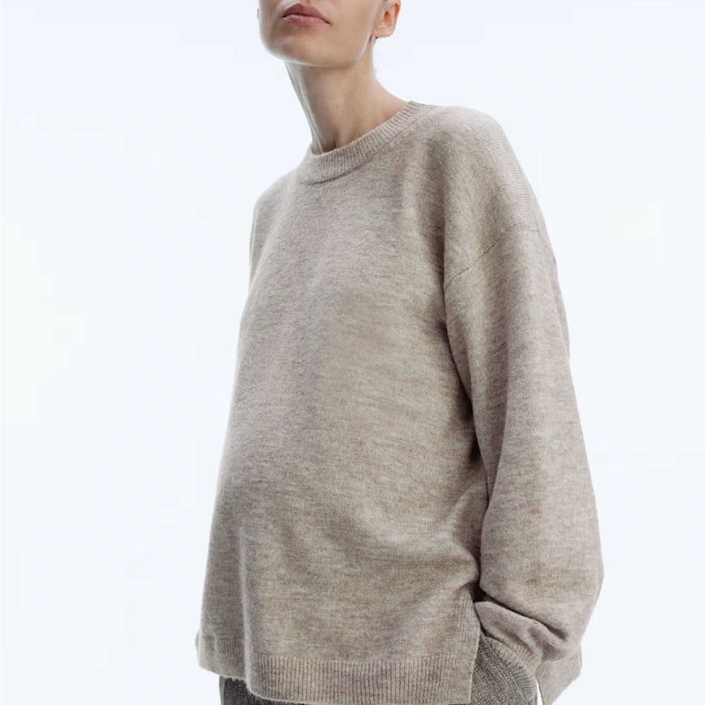 H&M Mama Maternity Light Beige Women's Crew Neck Sweater